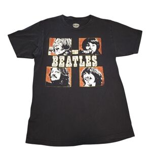 The Beatles Medium Black Graphic Tee - Classic Band Shirt